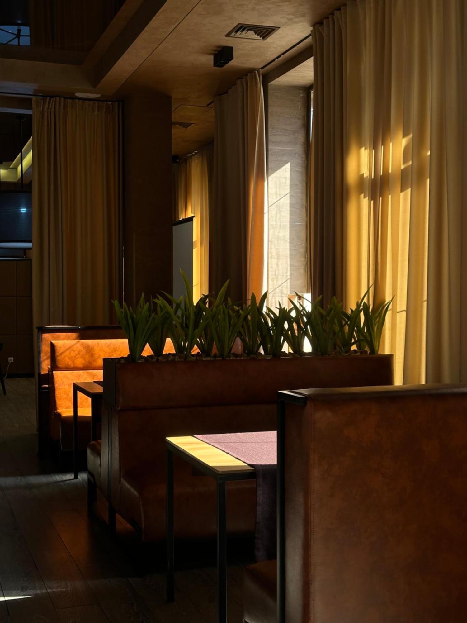Hotel Atmosphere Poltava Kültér fotó
