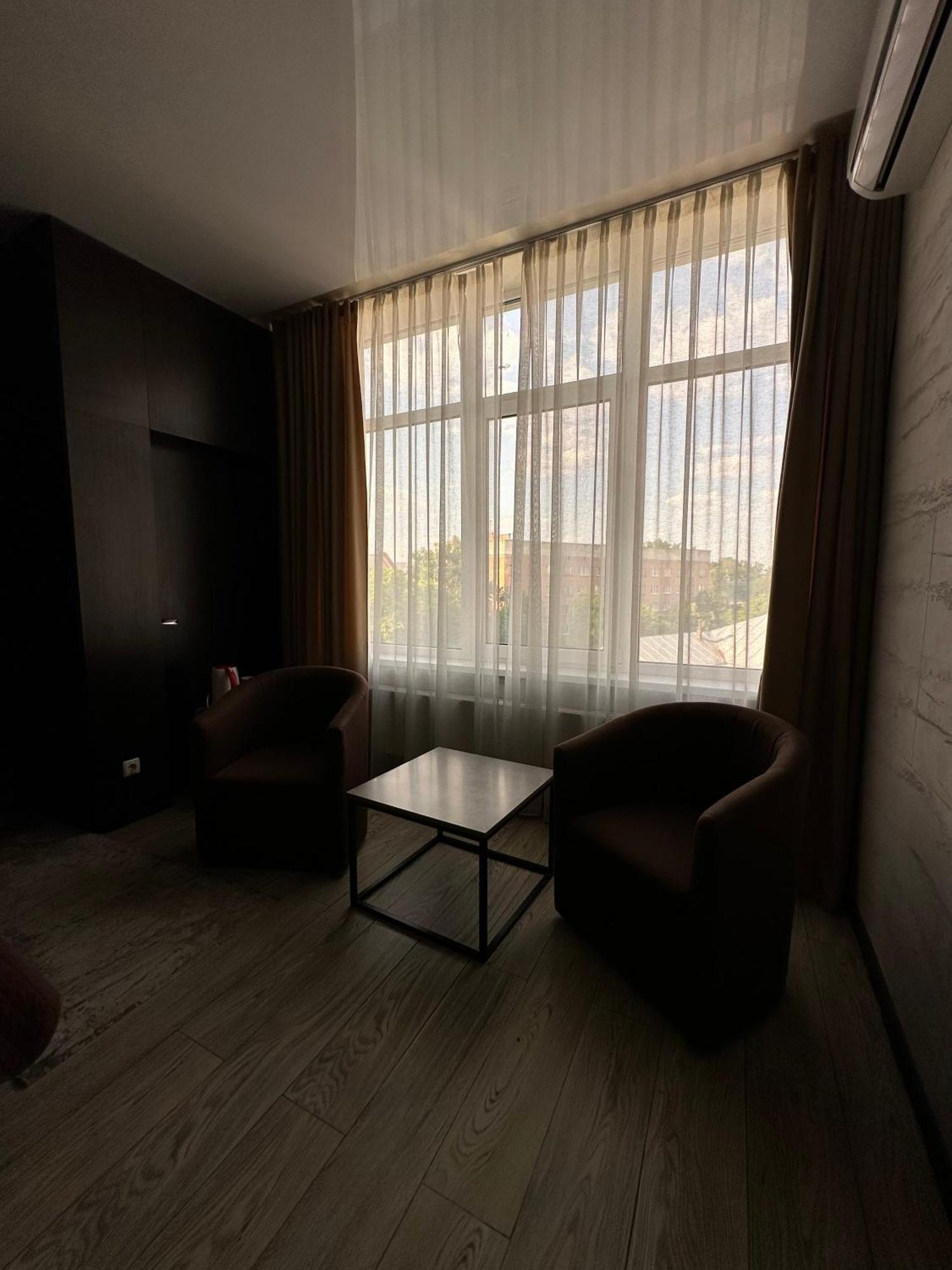 Hotel Atmosphere Poltava Kültér fotó