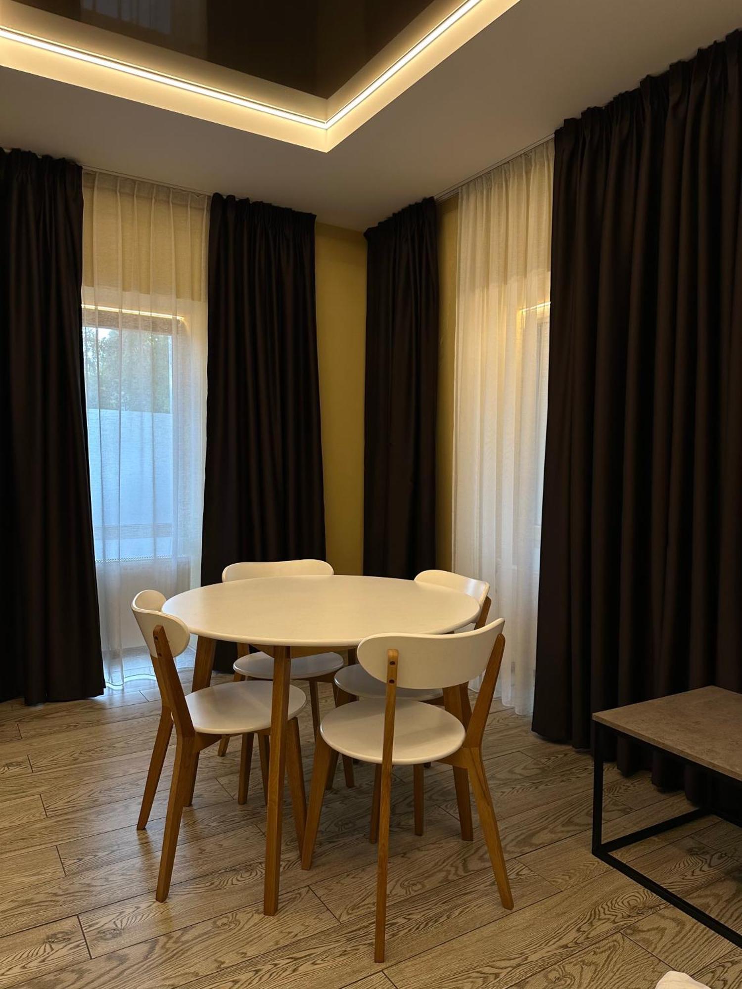 Hotel Atmosphere Poltava Kültér fotó