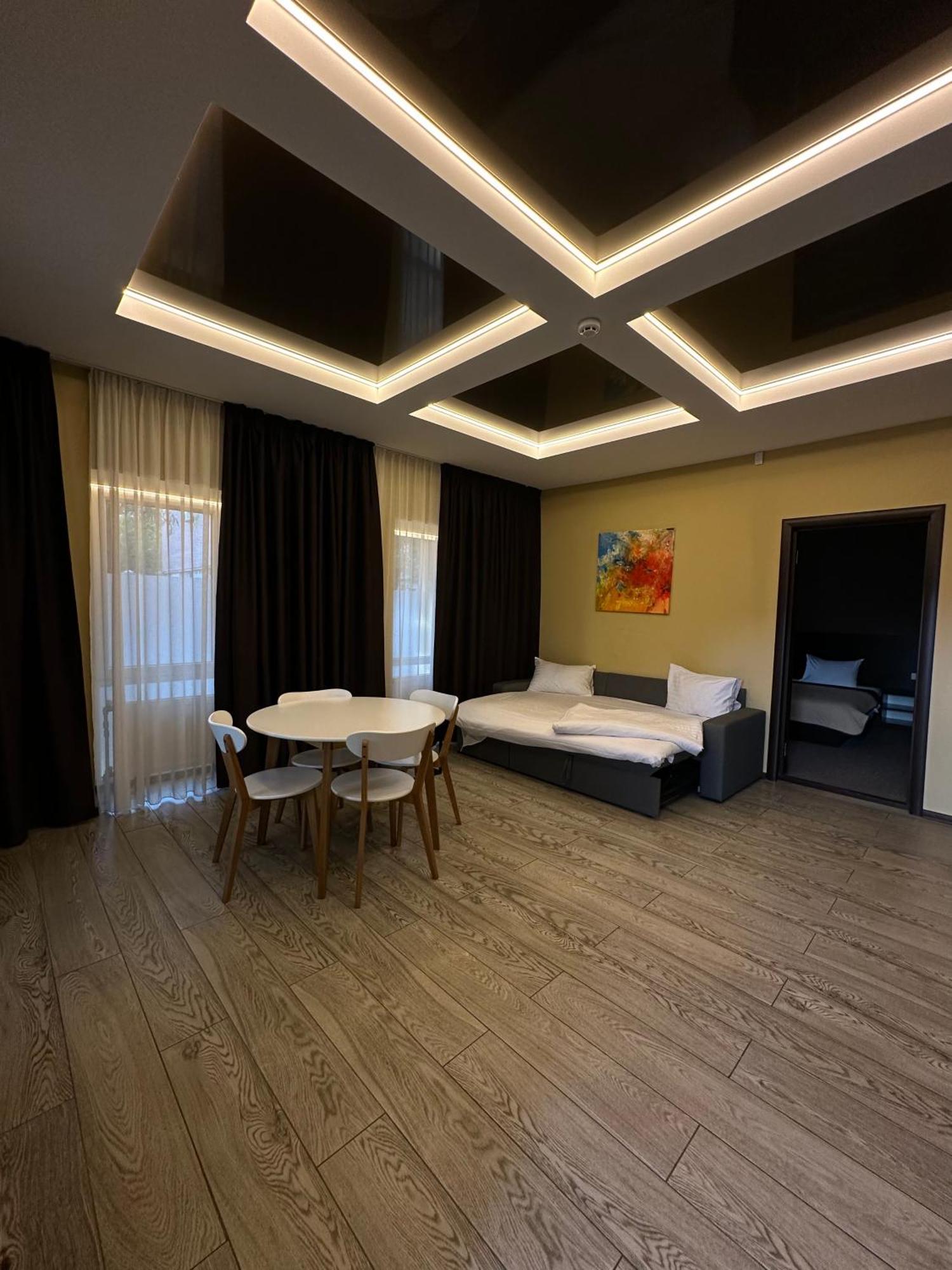 Hotel Atmosphere Poltava Kültér fotó