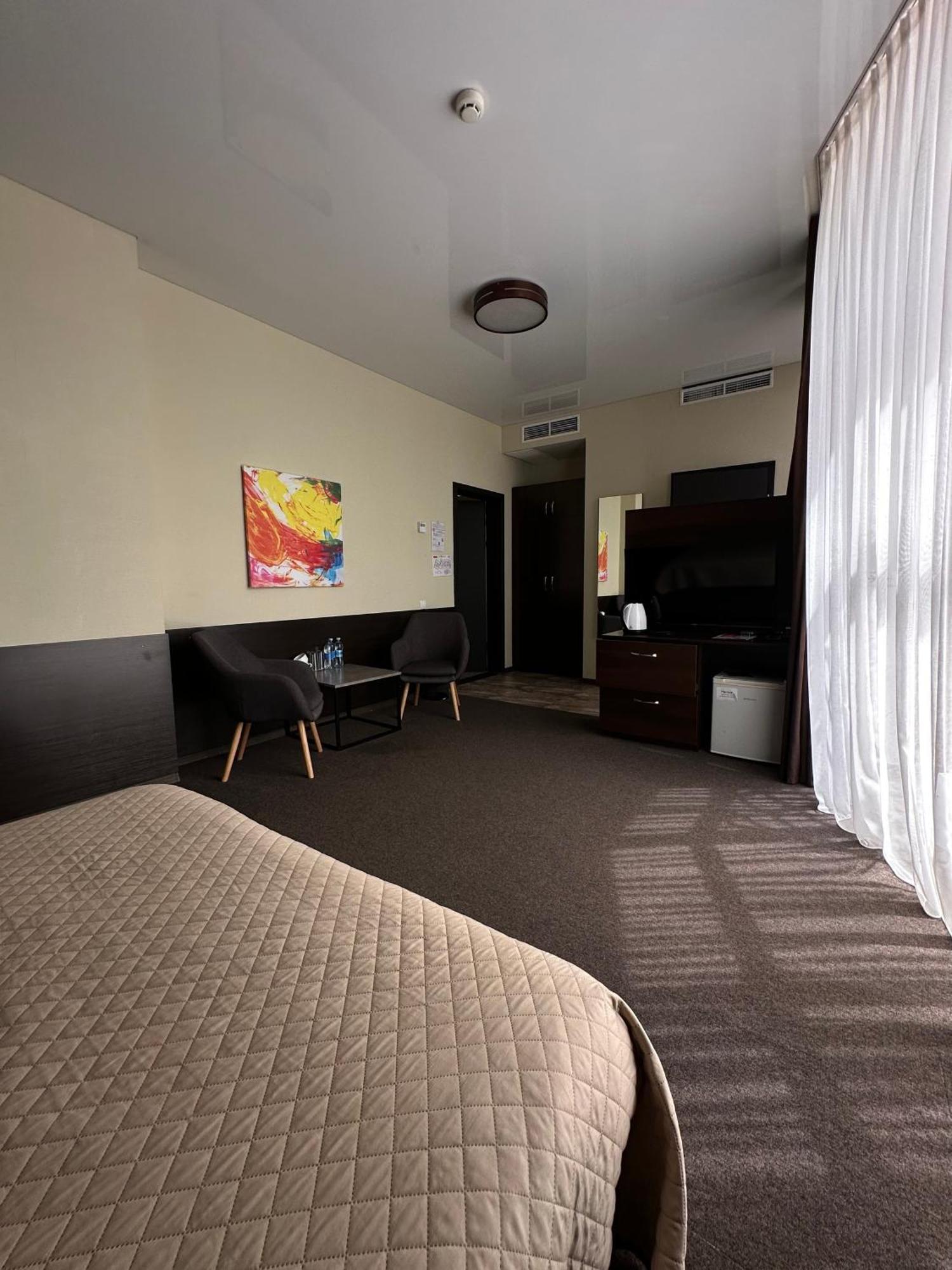 Hotel Atmosphere Poltava Kültér fotó