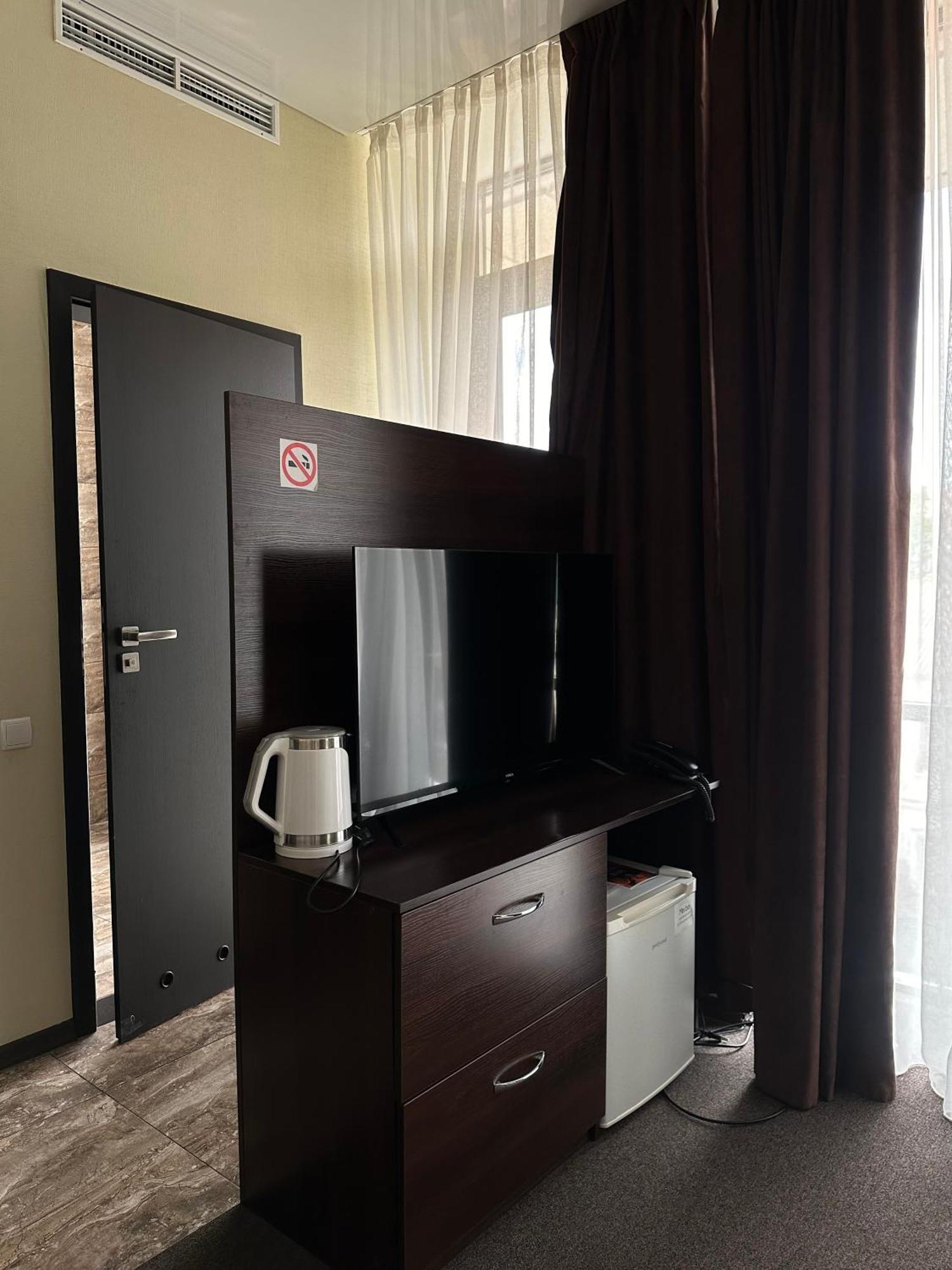 Hotel Atmosphere Poltava Kültér fotó